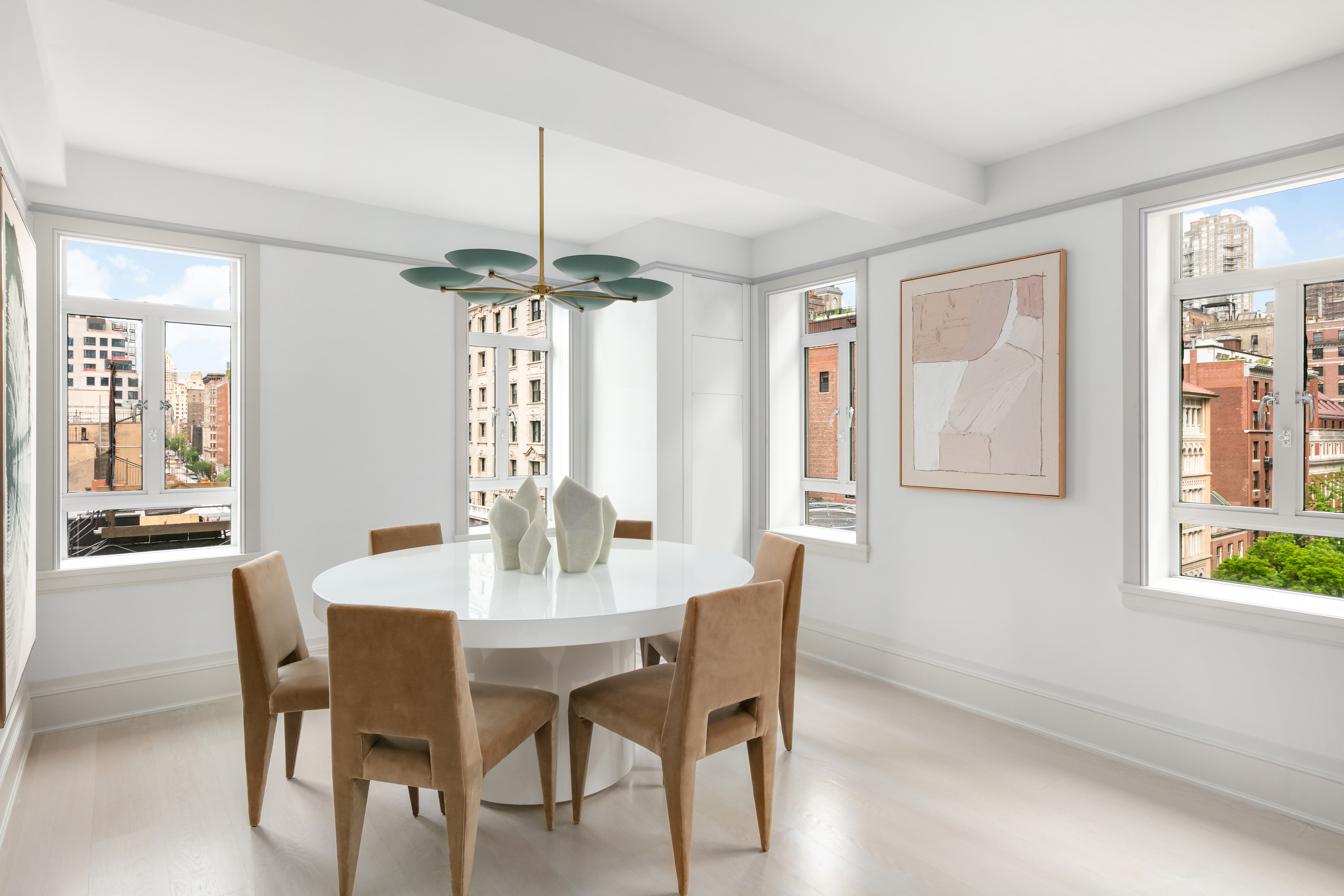 21 East 61st Street, Unit 7F Manhattan, NY 10065 - Photo 3 of 21