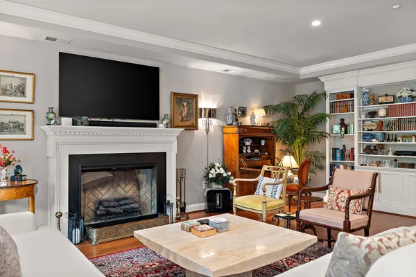 $995,000 | 1702 North Park Drive, Unit 25, Wilmington, DE 19806