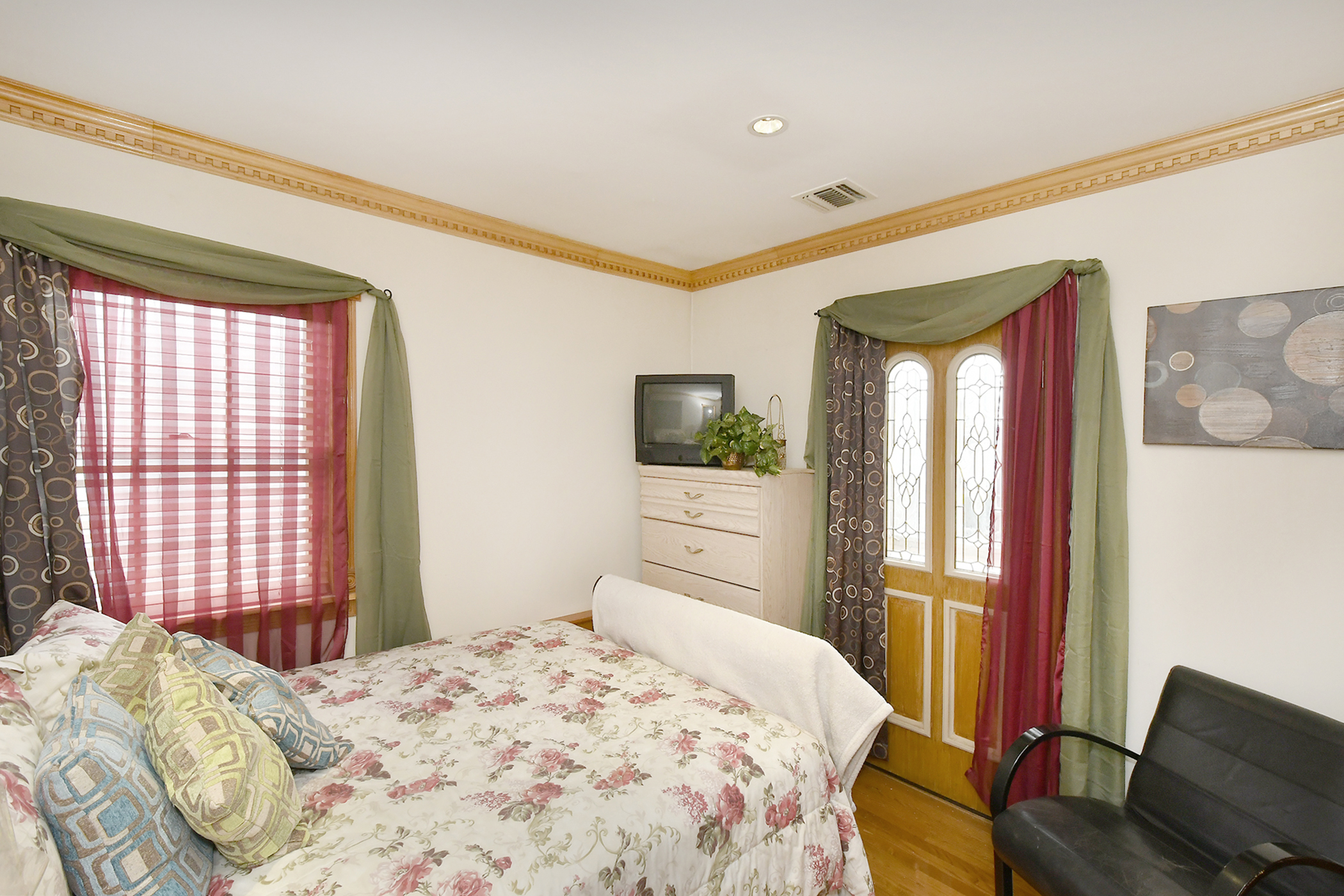 79-46 264th Street Queens, NY 11004 - Photo 12 of 19