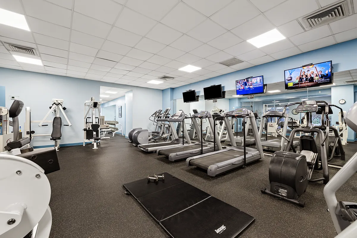201 West 72nd Street, Unit 18B Manhattan, NY 10023 - Photo 11 of 13
