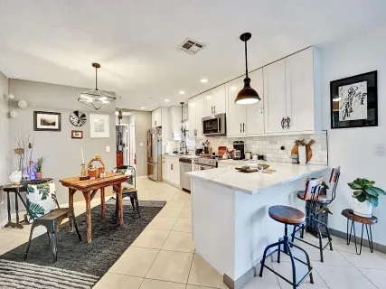 $630,000 | 381 Northeast 42nd Street, Oakland Park, FL 33334