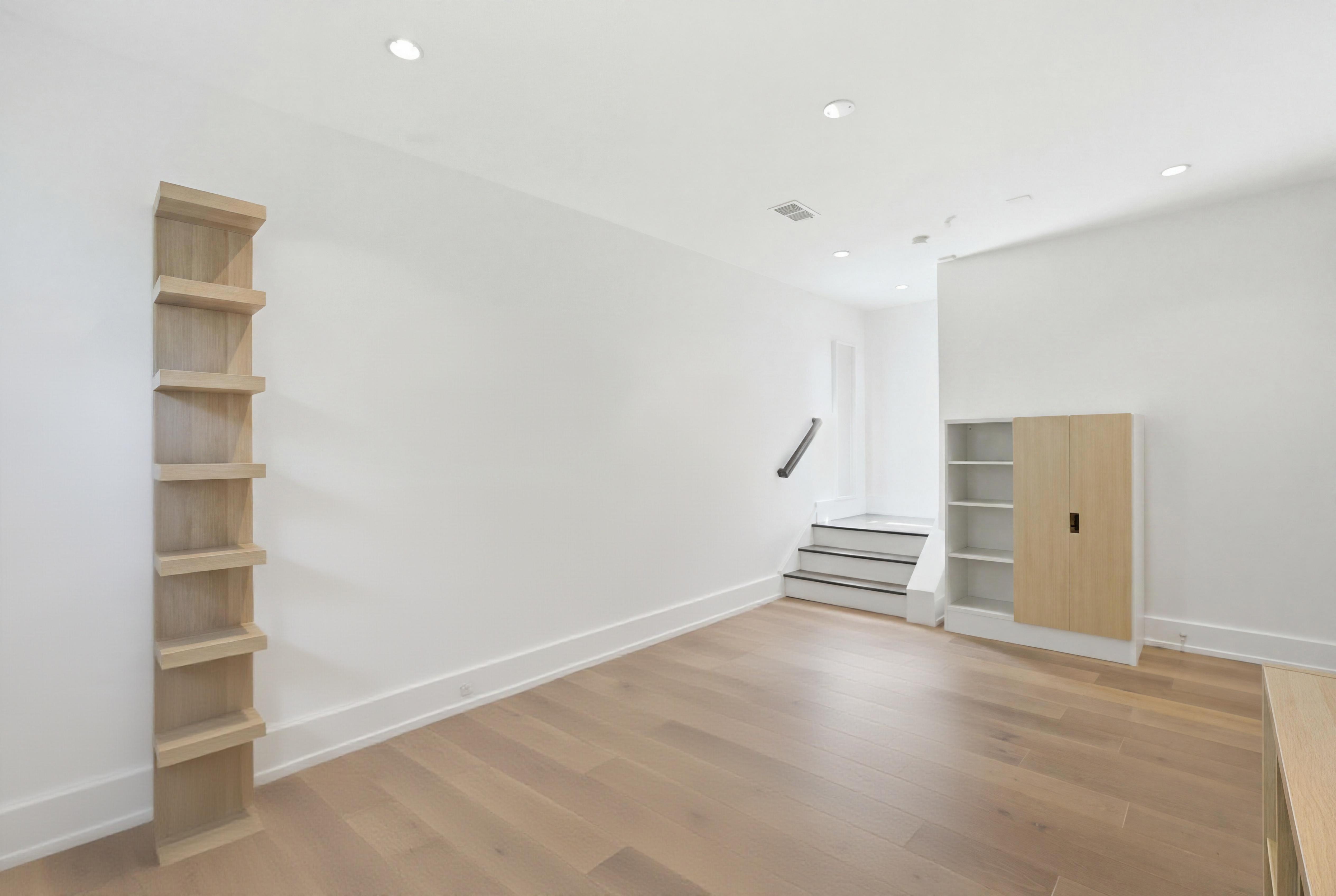 16 17th Street Northeast, Unit 121 Washington, DC 20002 - Photo 4 of 11