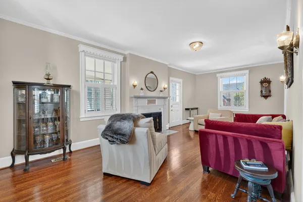 $2,295,000 | 600 Upland Place, Alexandria, VA 22301