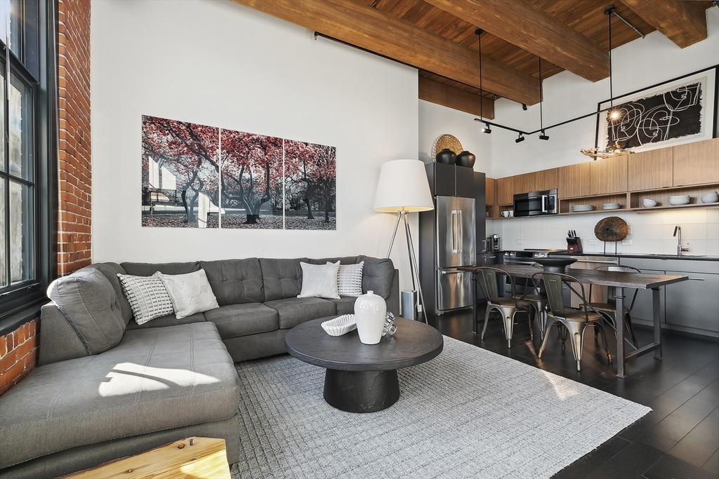 319 A Street, Unit 412 Boston, MA 02210 - Photo 4 of 20