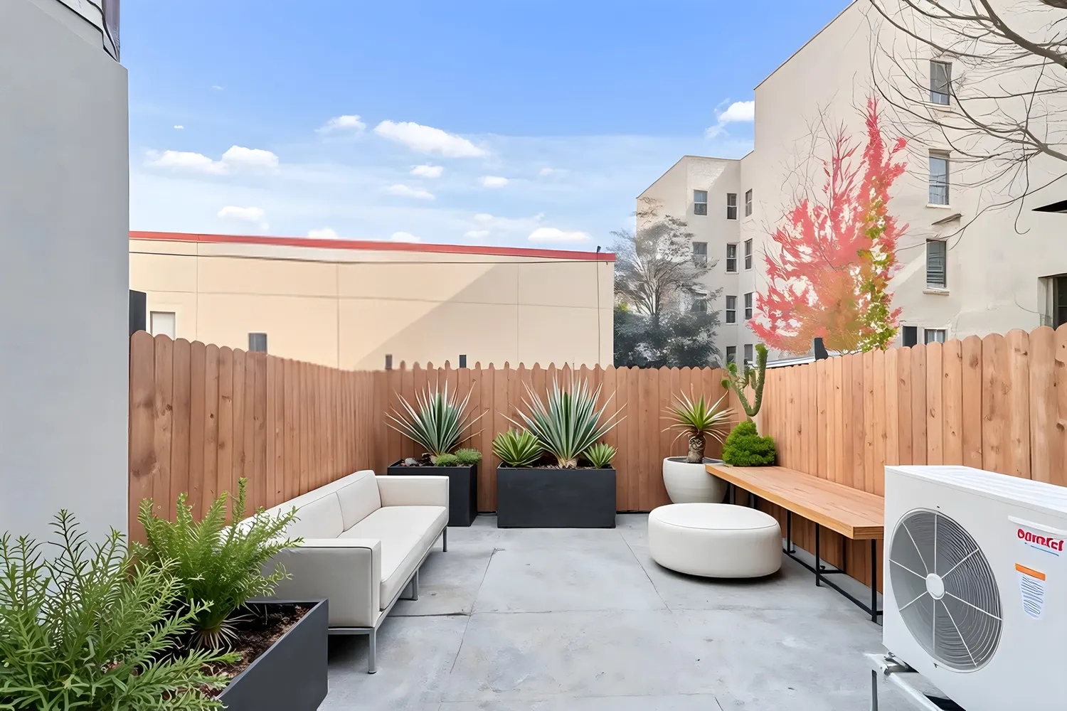 $899,000 | 1042 Hall Place | Foxhurst