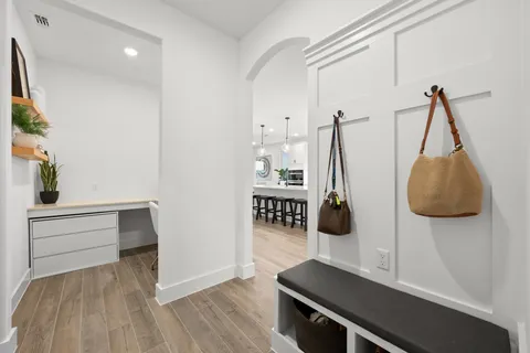 $625,000 | 6716 Cliff Rose Drive, Spicewood, TX 78669