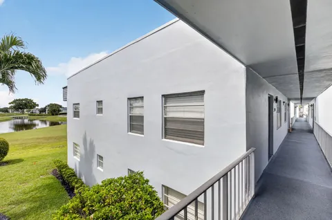 $139,900 | 955 Normandy Lane, Unit 955, Delray Beach, FL 33484