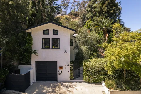 $1,549,000 | 8421 Kirkwood Drive, Los Angeles, CA 90046