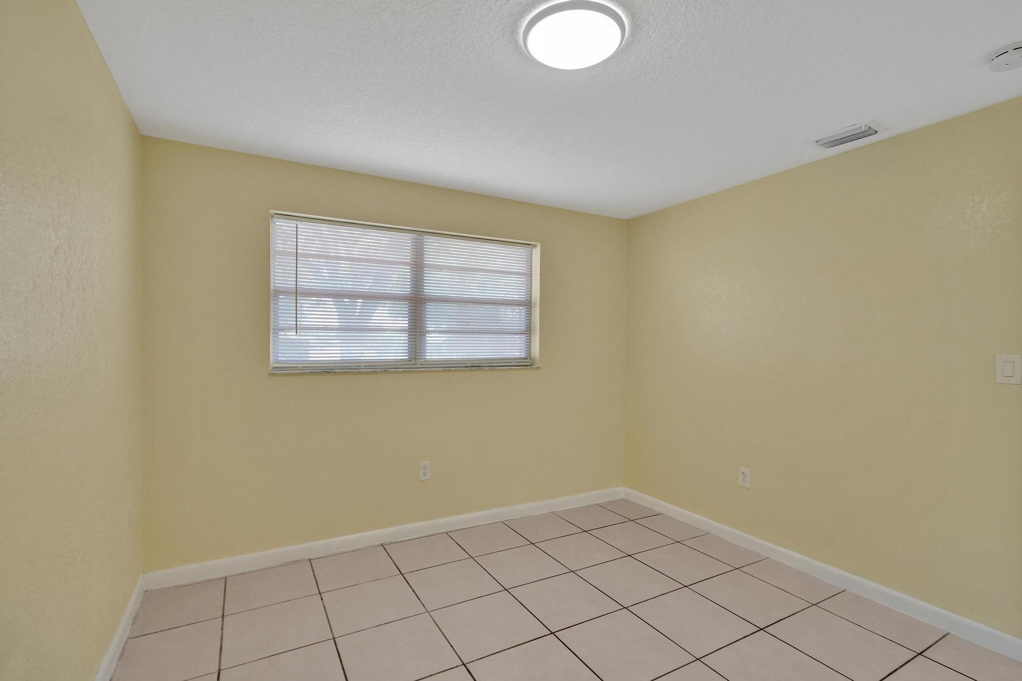 1101 Prospect Road Fort Lauderdale, FL 33309 - Photo 12 of 34