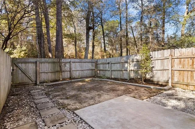 $215,000 | 100 Covington Meadow Circle, Unit B, Covington, LA 70433