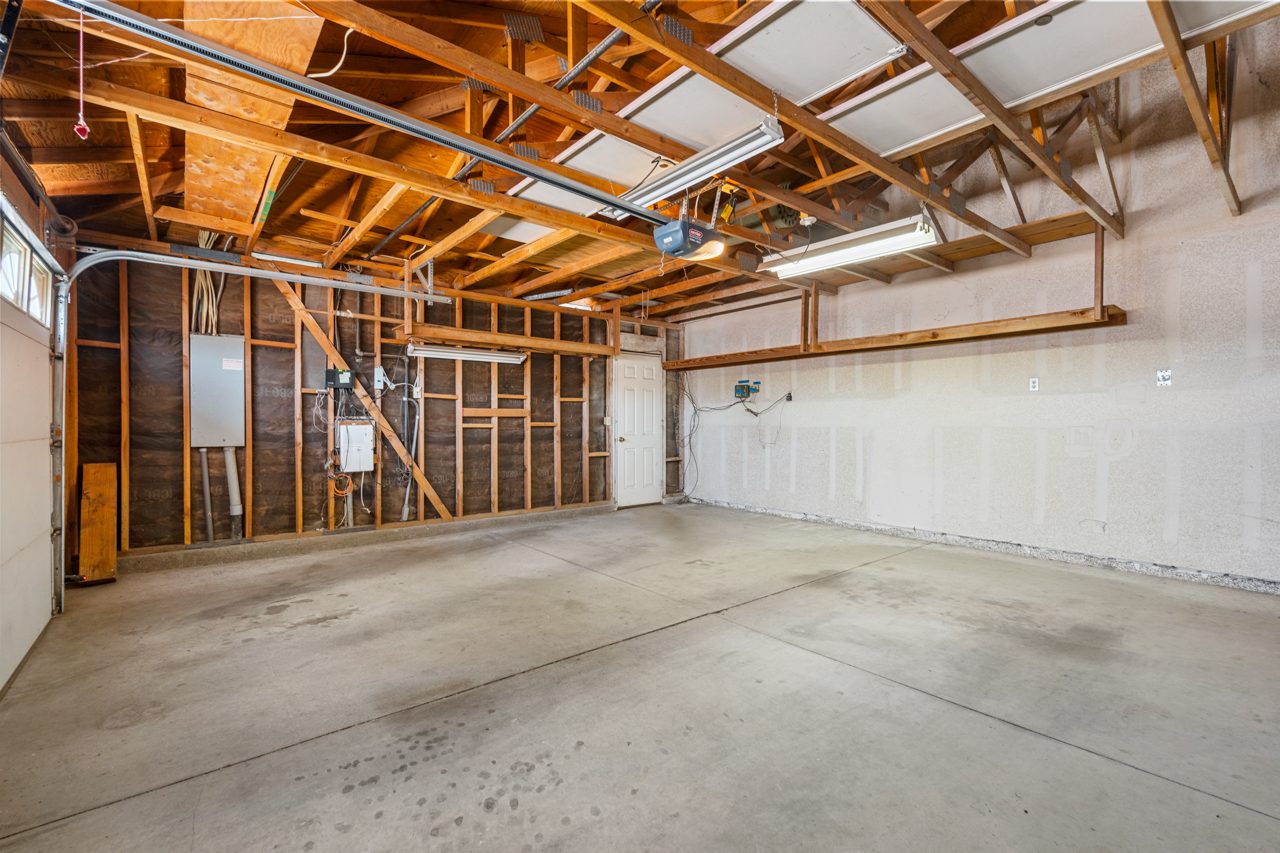 12450 Algonquin Road Apple Valley, CA 92308 - Photo 51 of 56