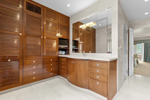 $7,495,000 | 26 Old Gulph Road, Gladwyne, PA 19035