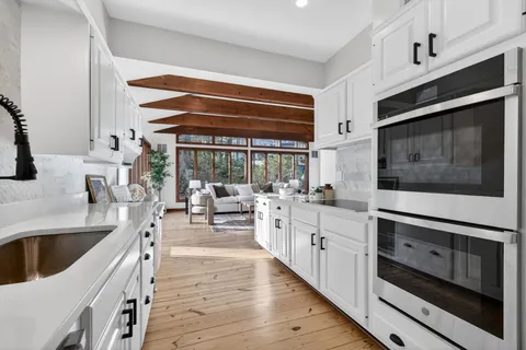 $1,350,000 | 6813 Winterberry Lane, Bethesda, MD 20817