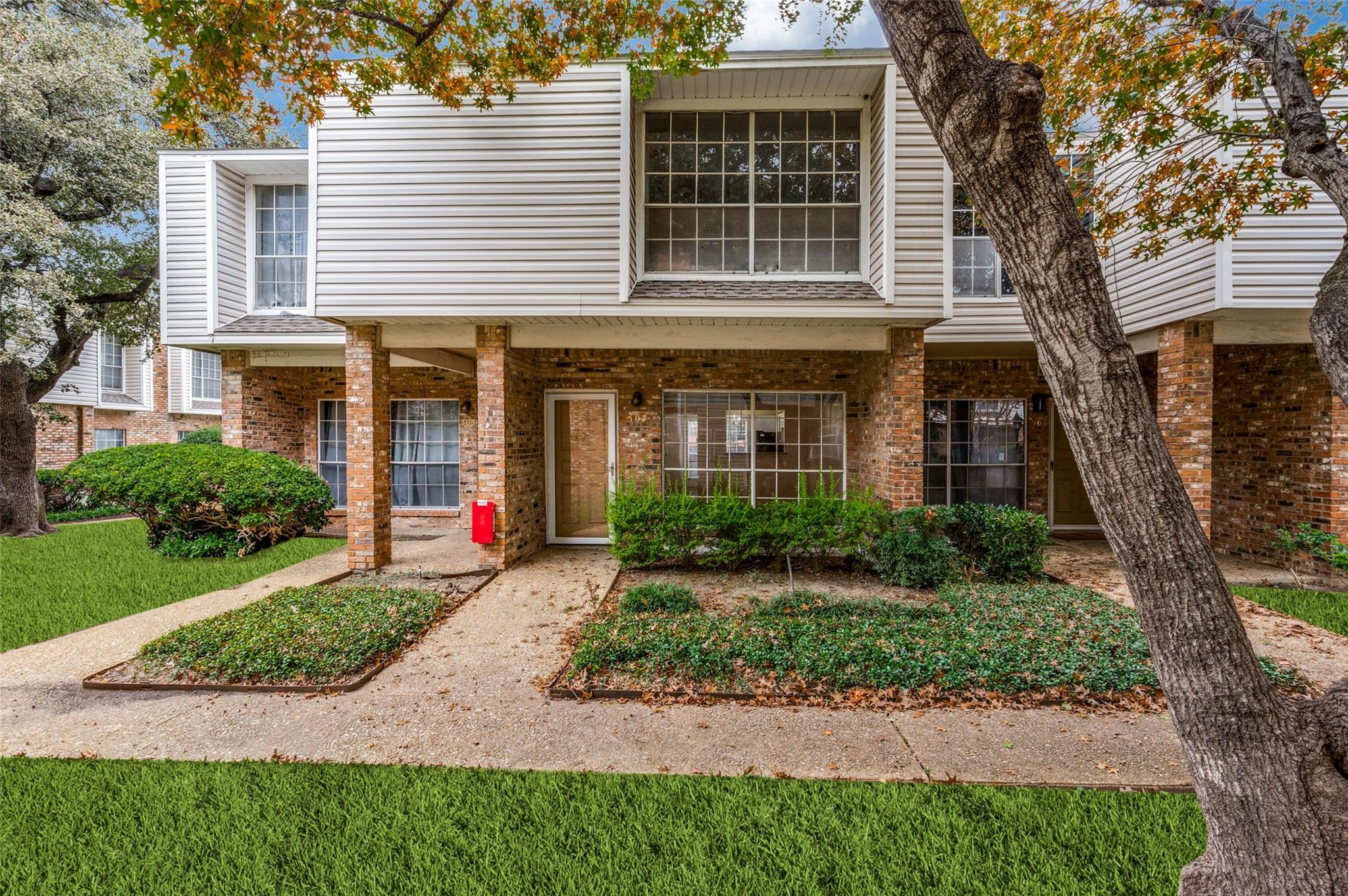 12921 Abrams Road, Unit 507 Dallas, TX 75243 - Photo 1 of 14 Gallery Image 1