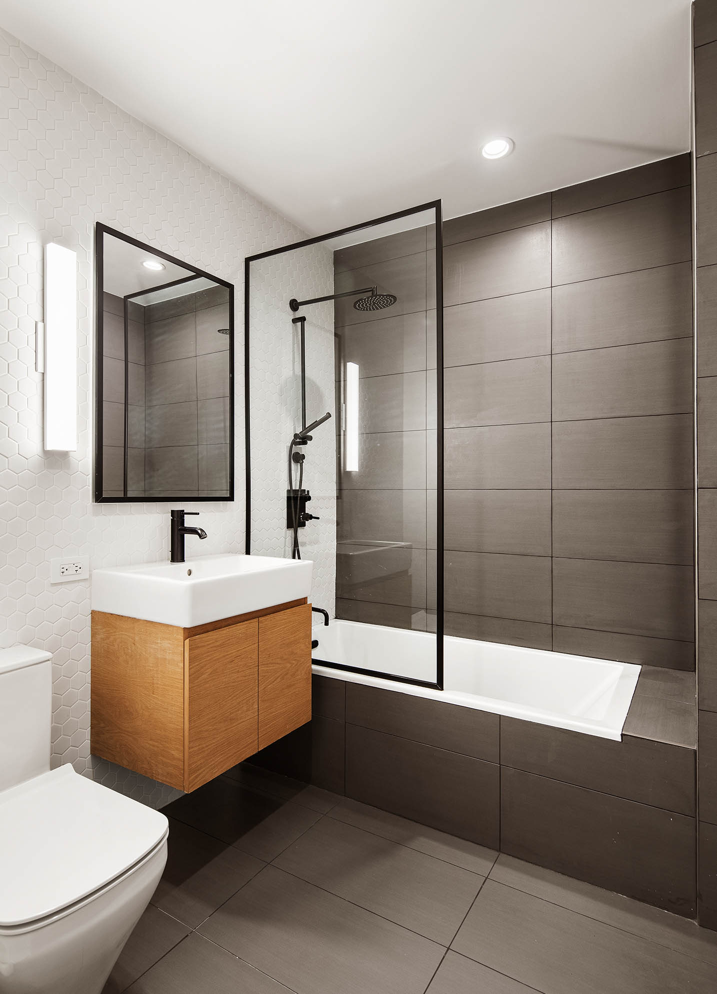 102 West 118th Street, Unit GARDEN Manhattan, NY 10026 - Photo 10 of 14