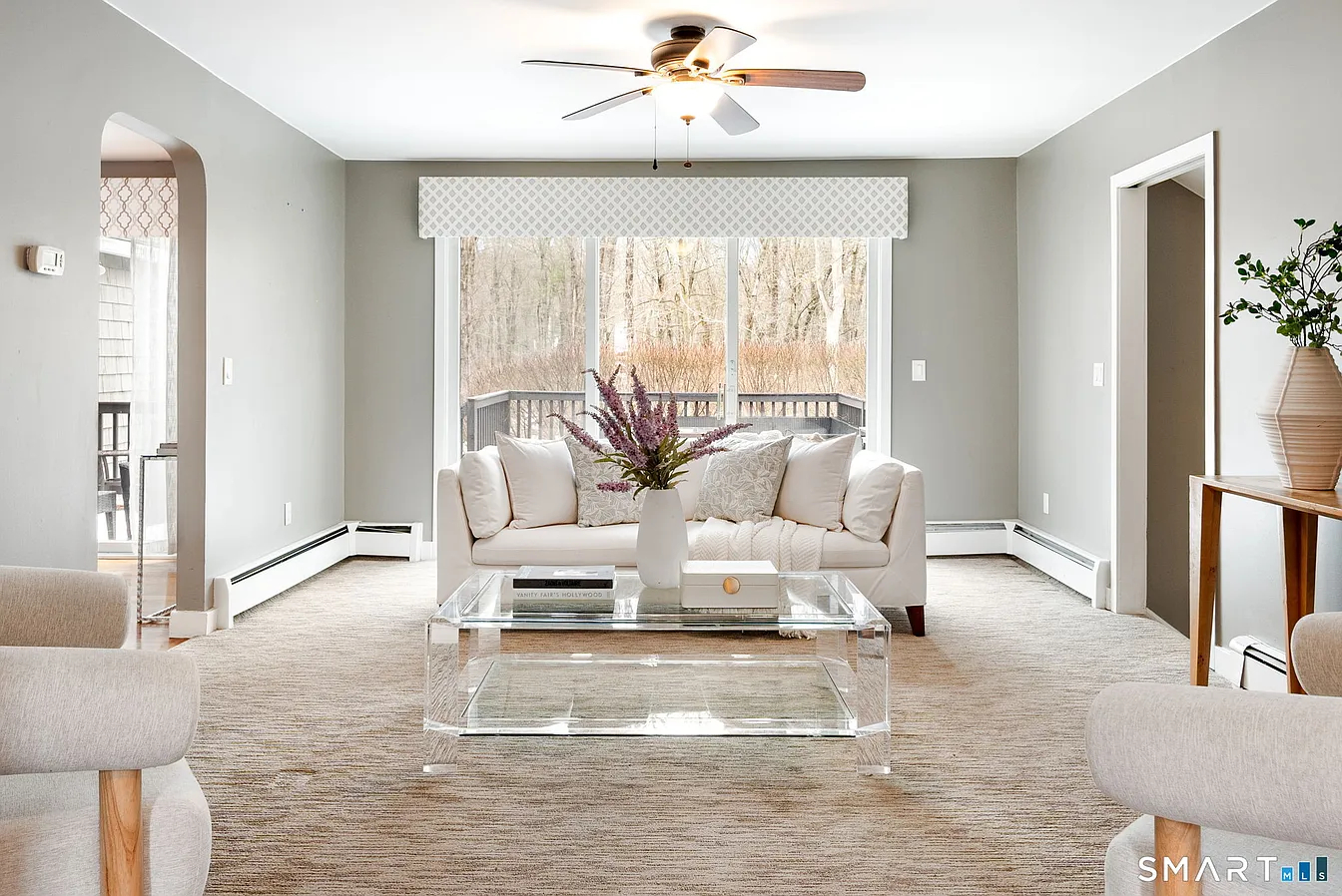 39 Tannery Lane South Weston, CT 06883 - Photo 4 of 26