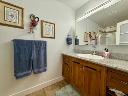 $695,000 | 242 Sandpiper Court, Novato, CA 94949