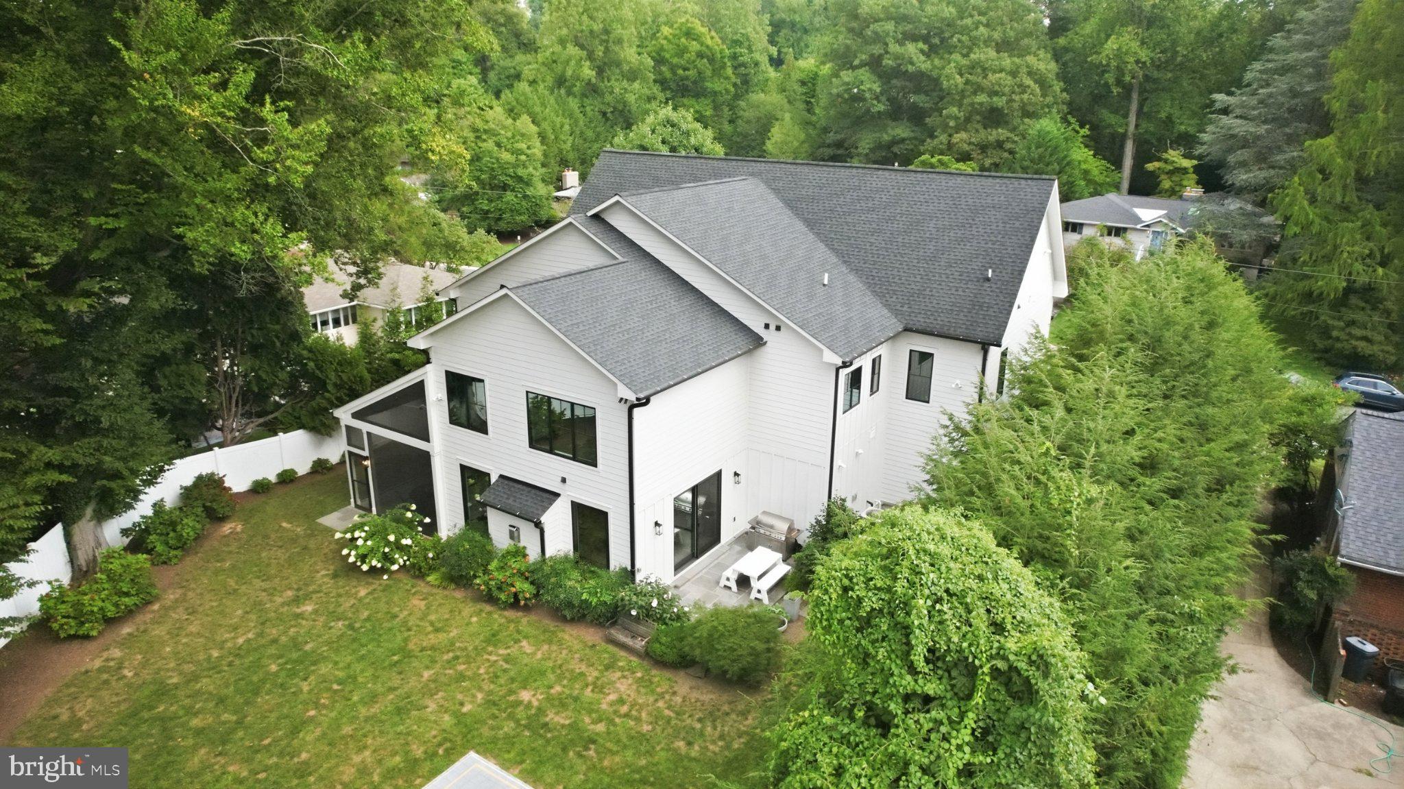 5644 Bent Branch Road Bethesda, MD 20816 - Photo 46 of 48 Gallery Image 46