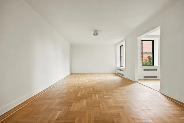 $635,000 | 960 Sterling Place, Unit 4N | Crown Heights