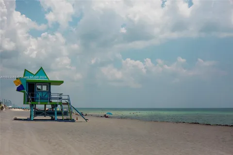 $290,000 | 8000 Harding Avenue, Unit 2B, Miami Beach, FL 33141