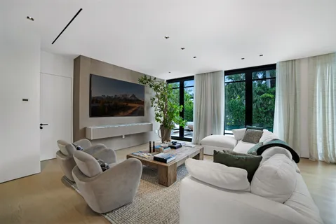 $13,995,000 | 199 Caoba Court, Miami, FL 33143