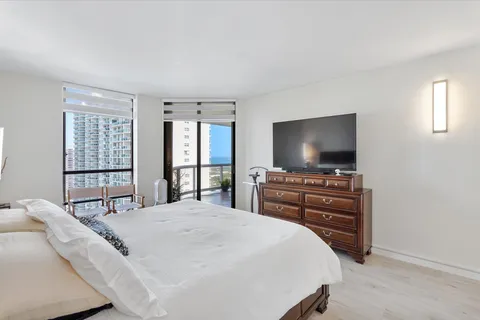 $629,000 | 20191 East Country Club Drive, Unit 1903, Aventura, FL 33180