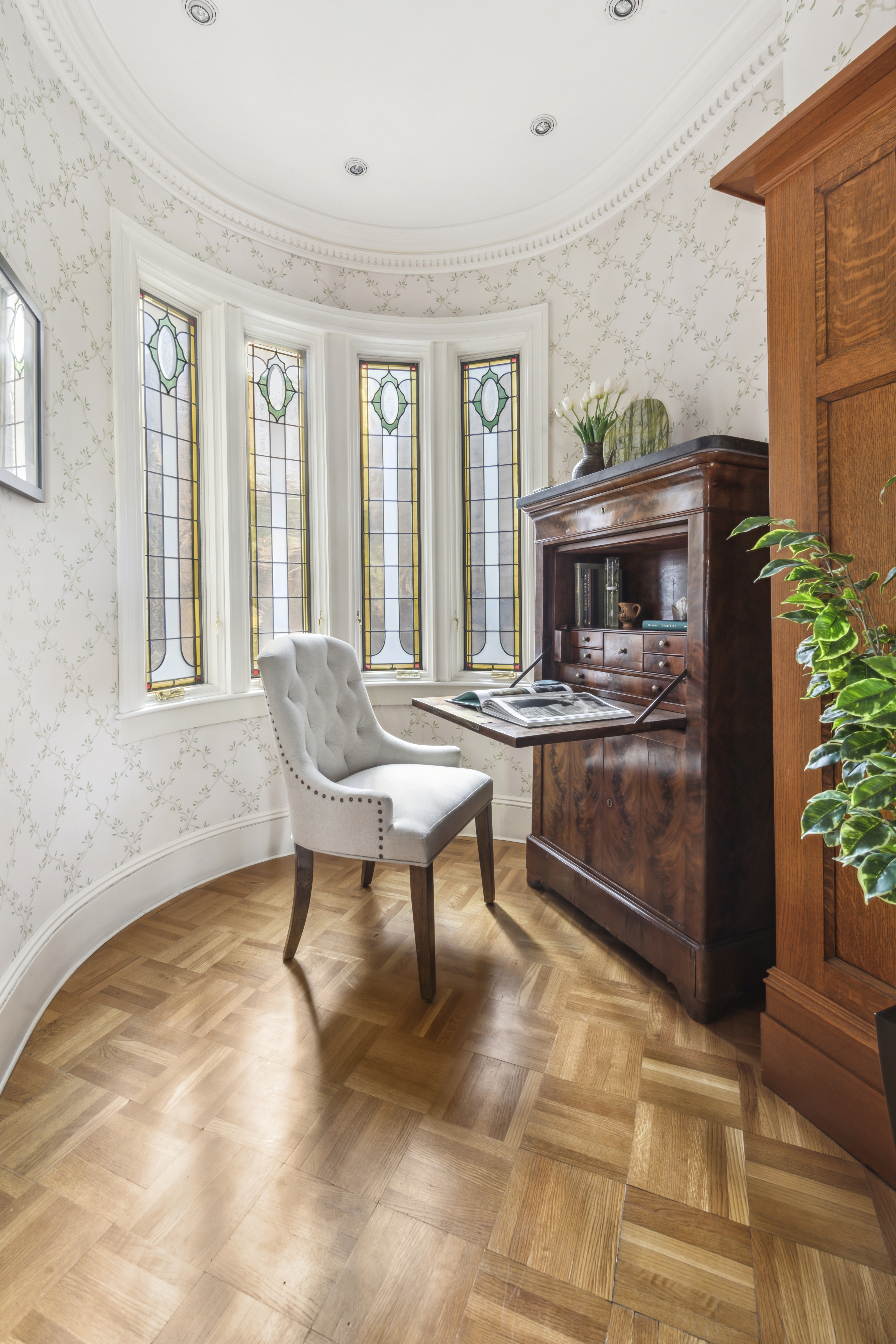 67 Riverside Drive, Unit 1A Manhattan, NY 10024 - Photo 6 of 18 a living room with furniture and a fireplace