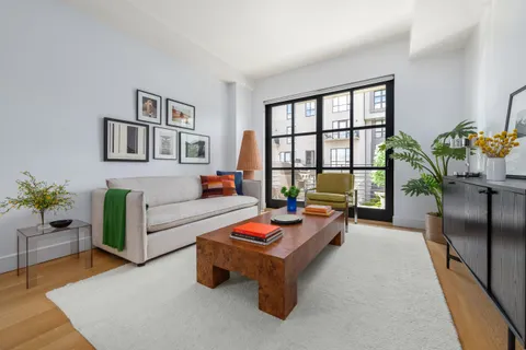 $1,870,000 | 868 Lorimer Street, Unit 3C | Greenpoint