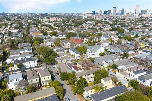 $535,000 | 2700 Constance Street, Unit 2700, New Orleans, LA 70130