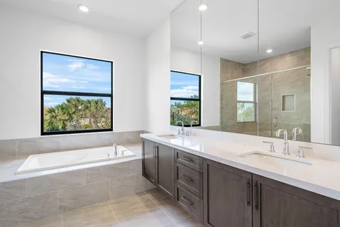 $1,475,000 | 12035 North Baypoint Circle, Parkland, FL 33076