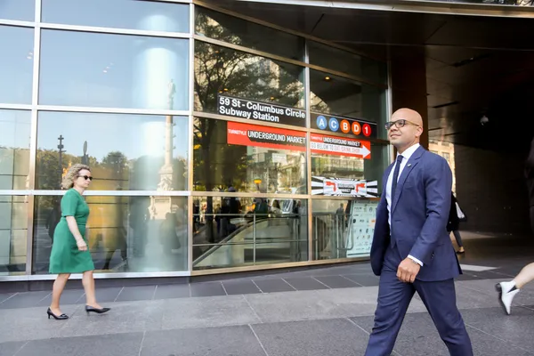 $3,200 | 350 West 56th Street, Unit 1A | Hell's Kitchen