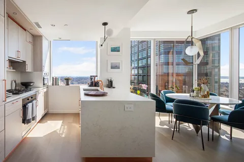 $2,350,000 | 1 City Point, Unit 43H | Downtown Brooklyn