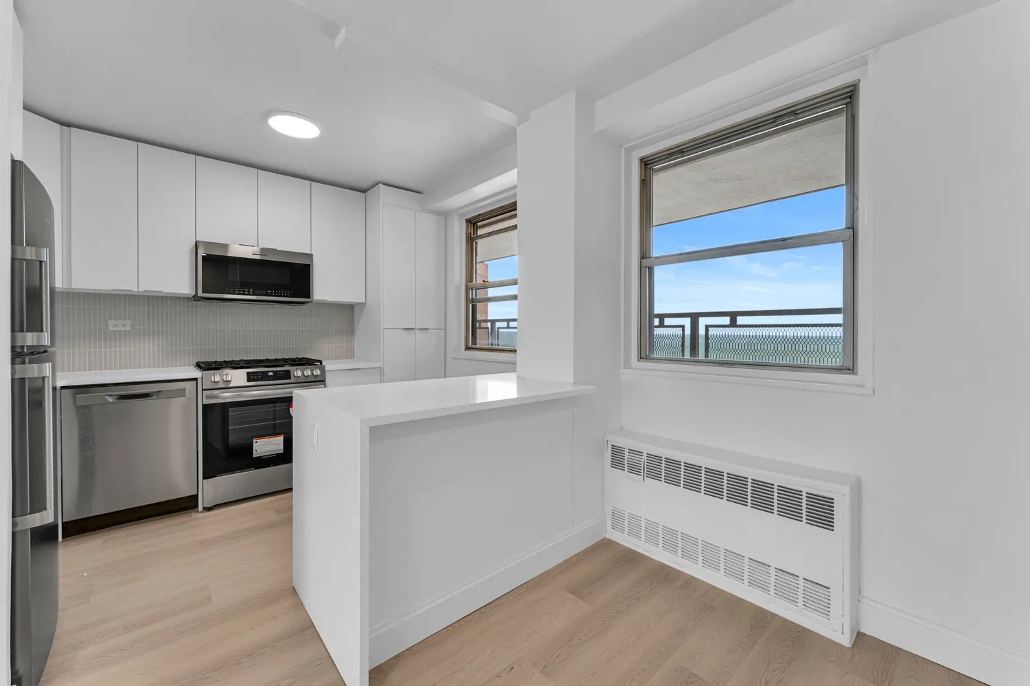 $369,000 | 5700 Arlington Avenue, Unit 20K | North Riverdale