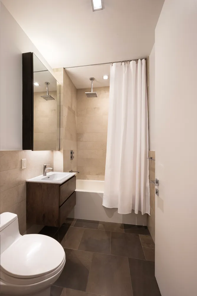 $4,650 | 140 West 22nd Street, Unit 2B | Chelsea