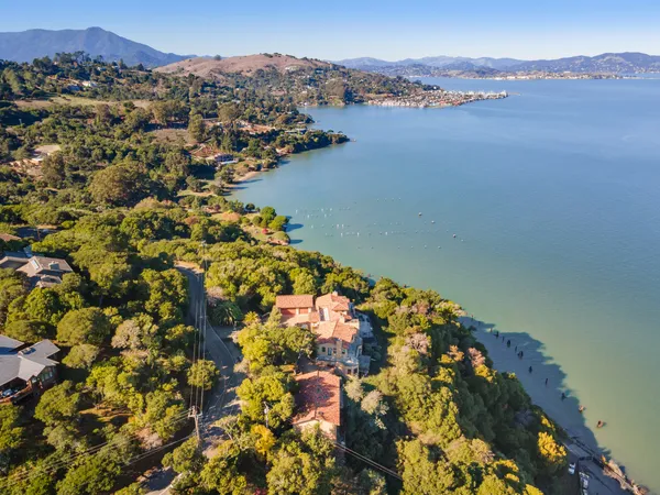 $12,000,000 | 3680 Paradise Drive, Belvedere Tiburon, CA 94920