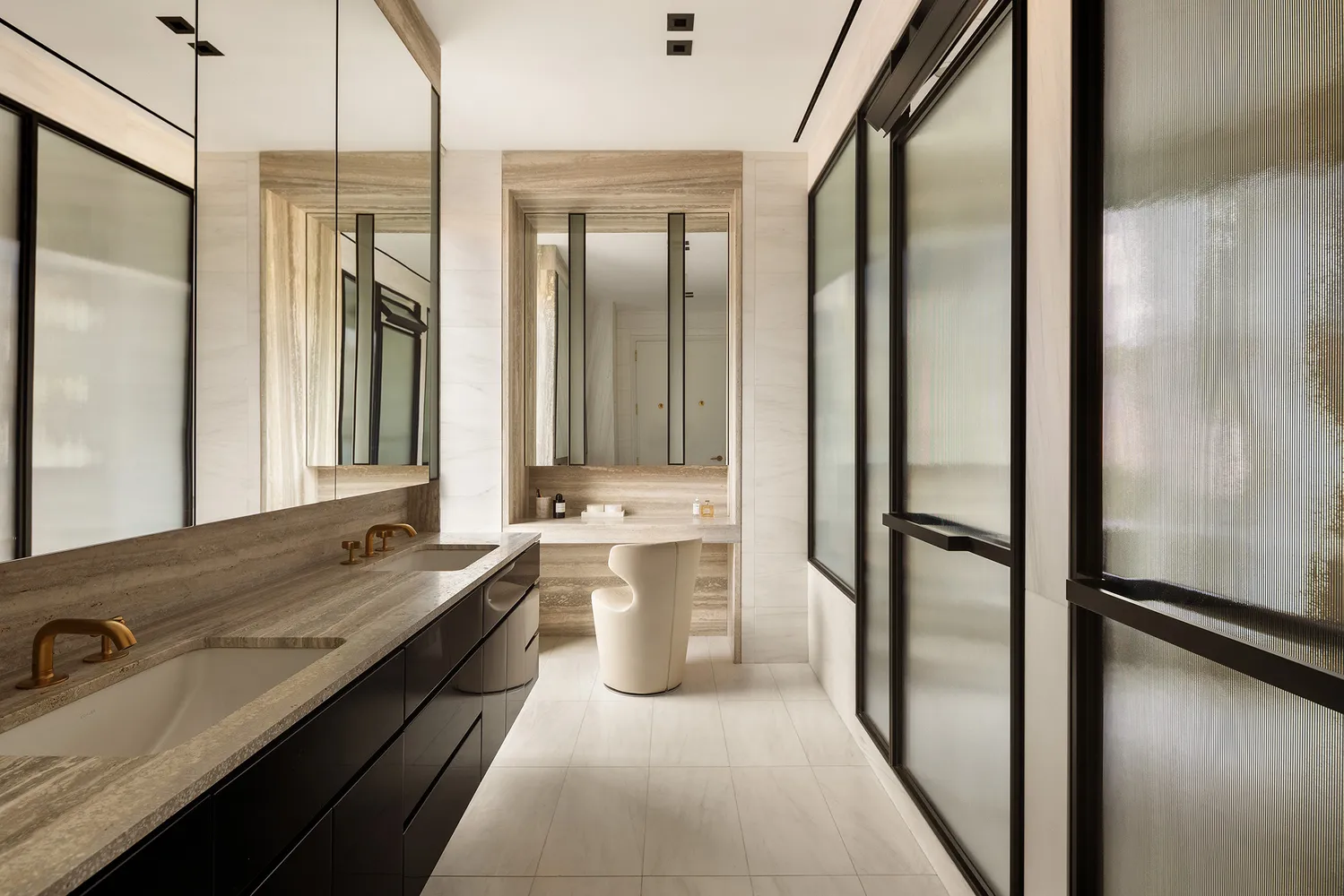 $3,950,000 | 505 West 19th Street, Unit 4C | Chelsea