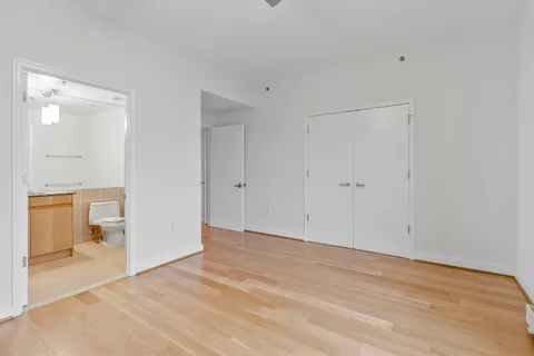 $1,350,000 | 675 E Street Northwest, Unit 900, Washington, DC 20004