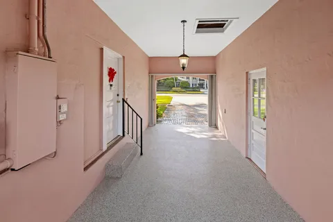 $2,500,000 | 1247 Anastasia Avenue, Miami, FL 33134
