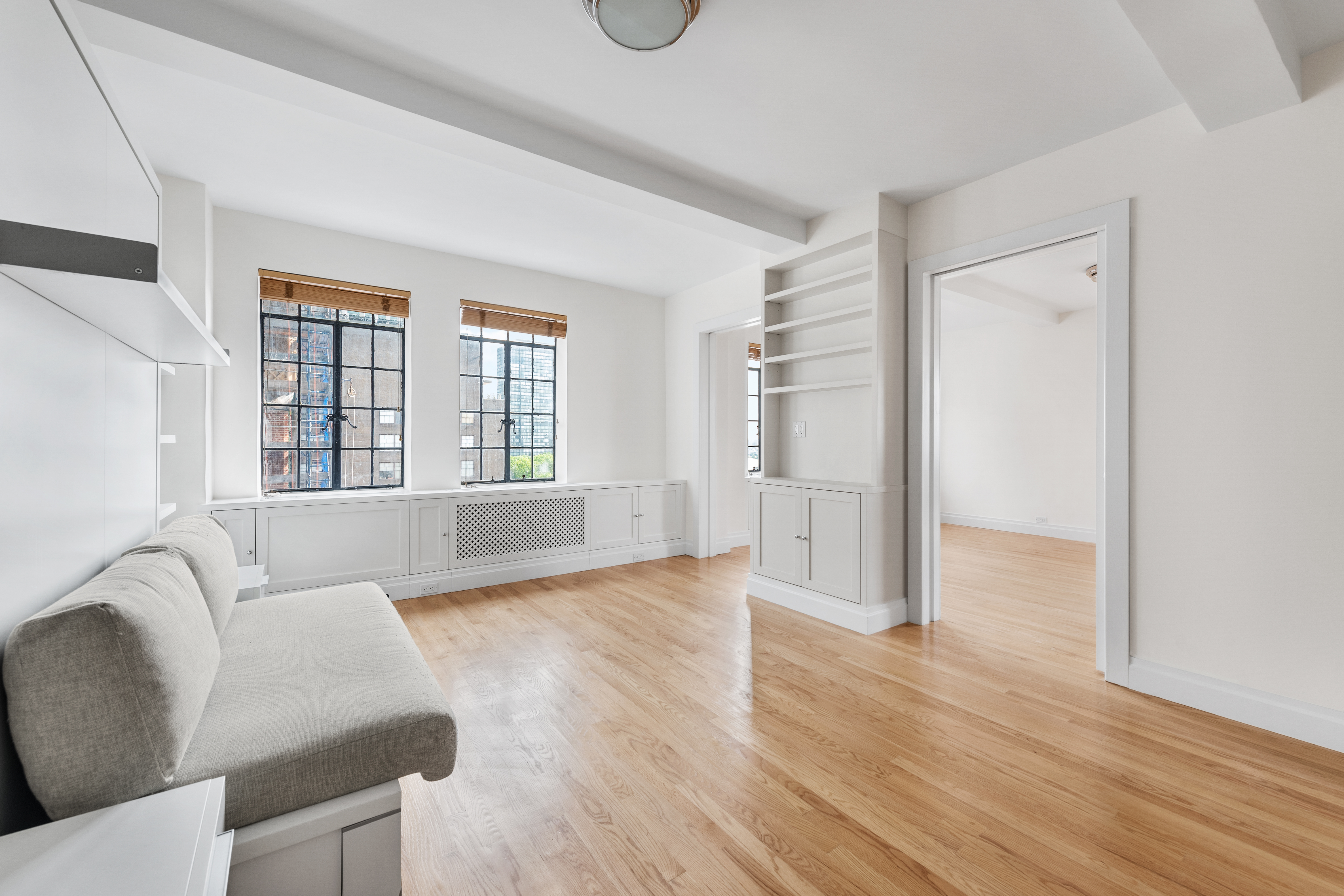 45 Tudor City Place, Unit 901 Manhattan, NY 10017 - Photo 8 of 16