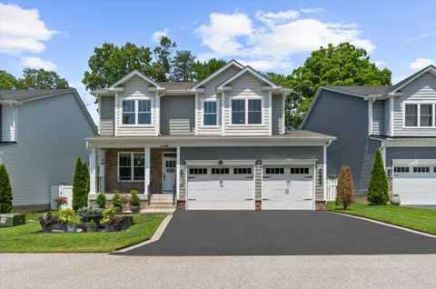 $975,000 | 806 Lynwood Lane, Severna Park, MD 21146