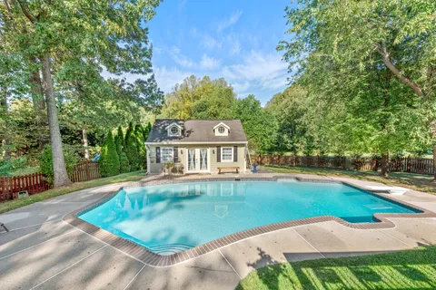 $1,100,000 | 11556 Southington Lane, Herndon, VA 20170