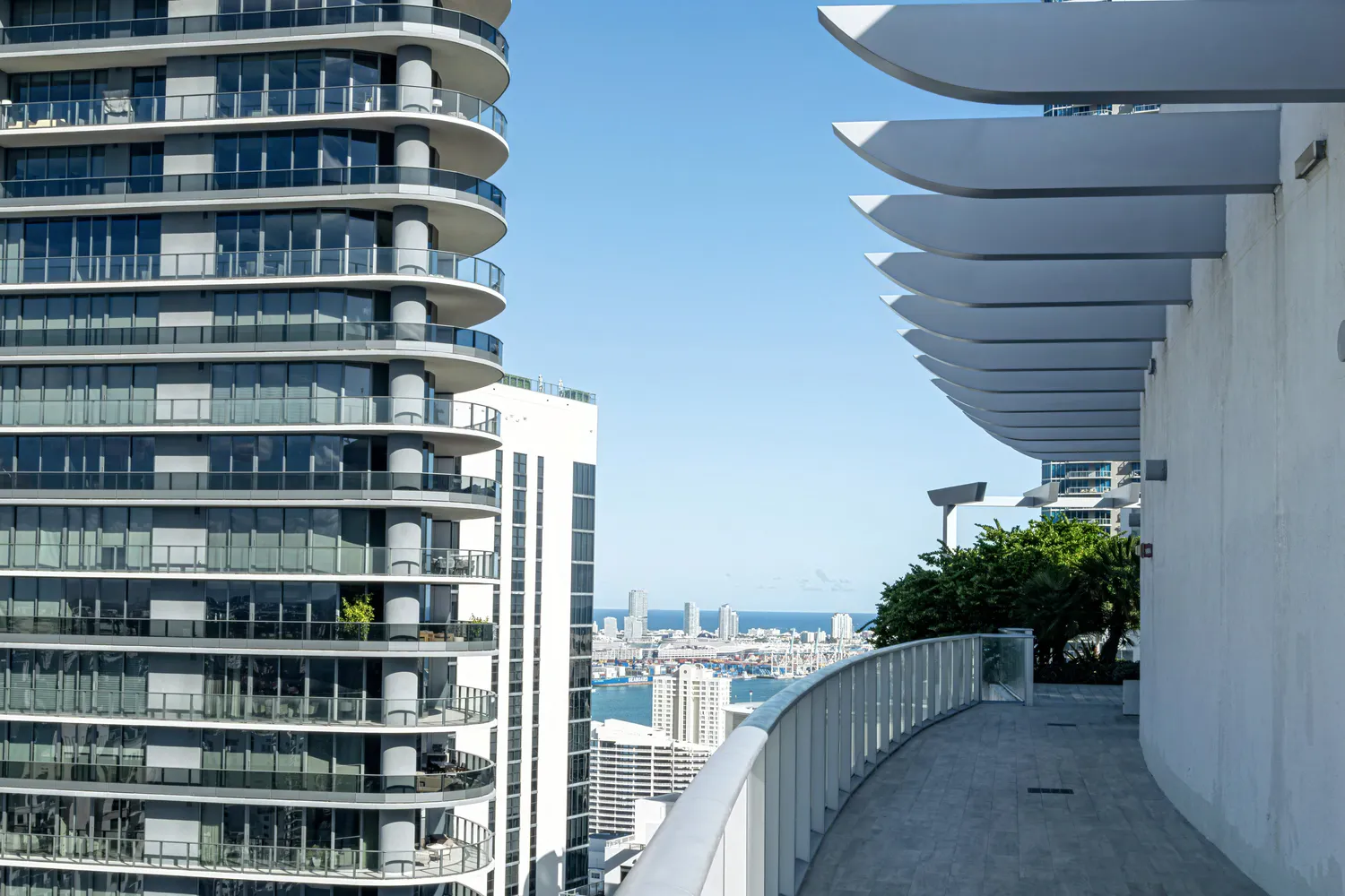 $880,000 | 1100 South Miami Avenue, Unit 4203, Miami, FL 33130