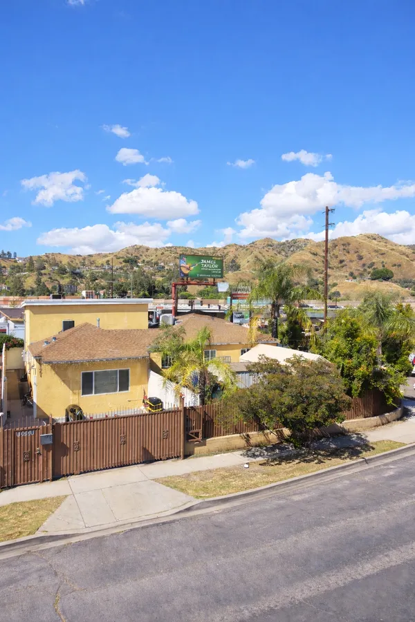 $1,450,000 | 7703 North Hollywood Way, Burbank, CA 91505