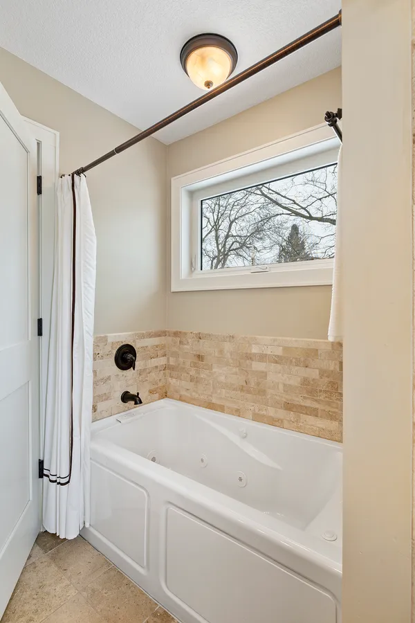 $899,900 | 5137 Vincent Avenue South, Minneapolis, MN 55410