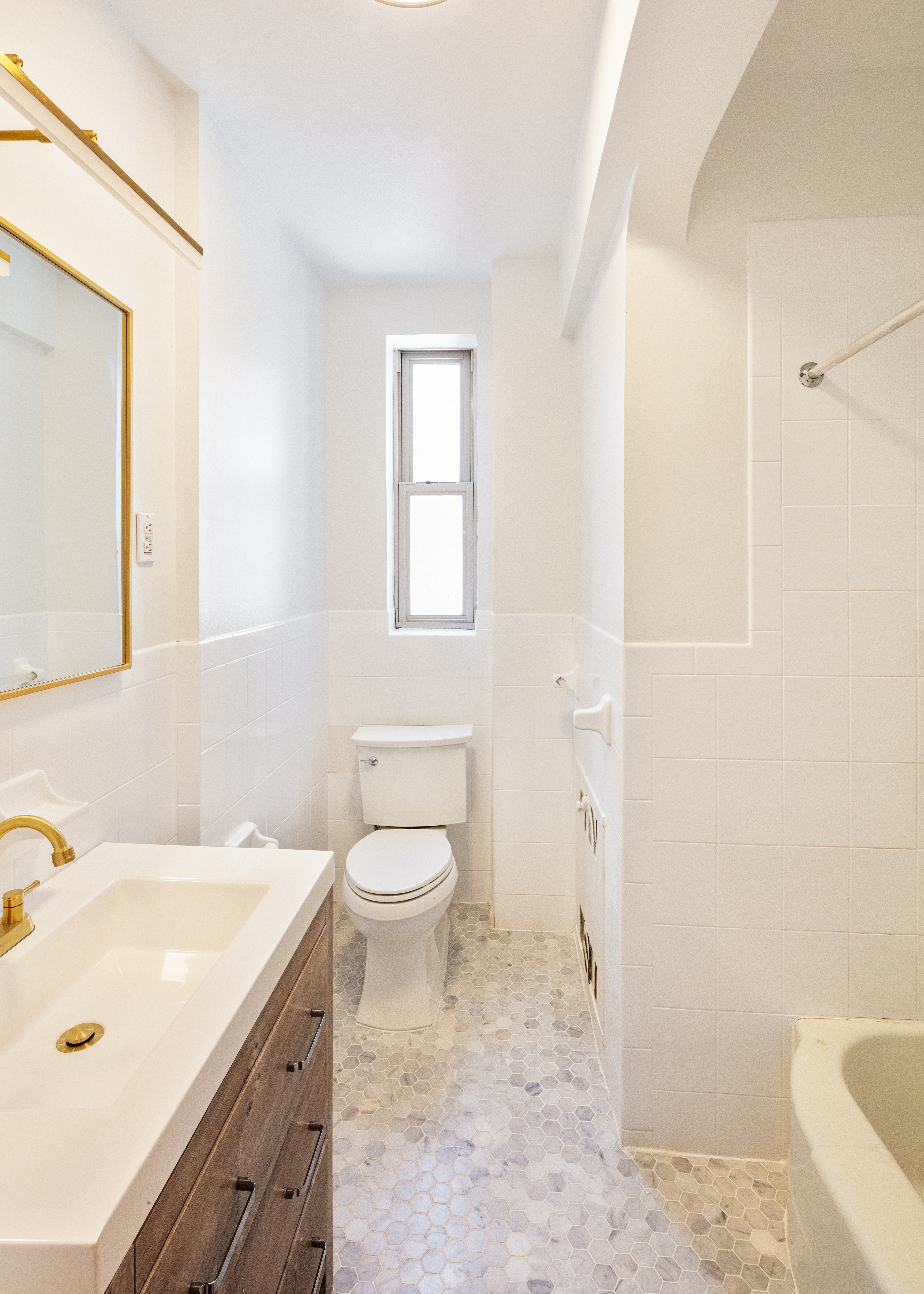 9437 Shore Road, Unit F8 Brooklyn, NY 11209 - Photo 11 of 14 Gallery Image 11