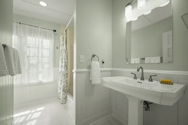 $1,600,000 | 21901 New Hampshire Avenue, Brookeville, MD 20833