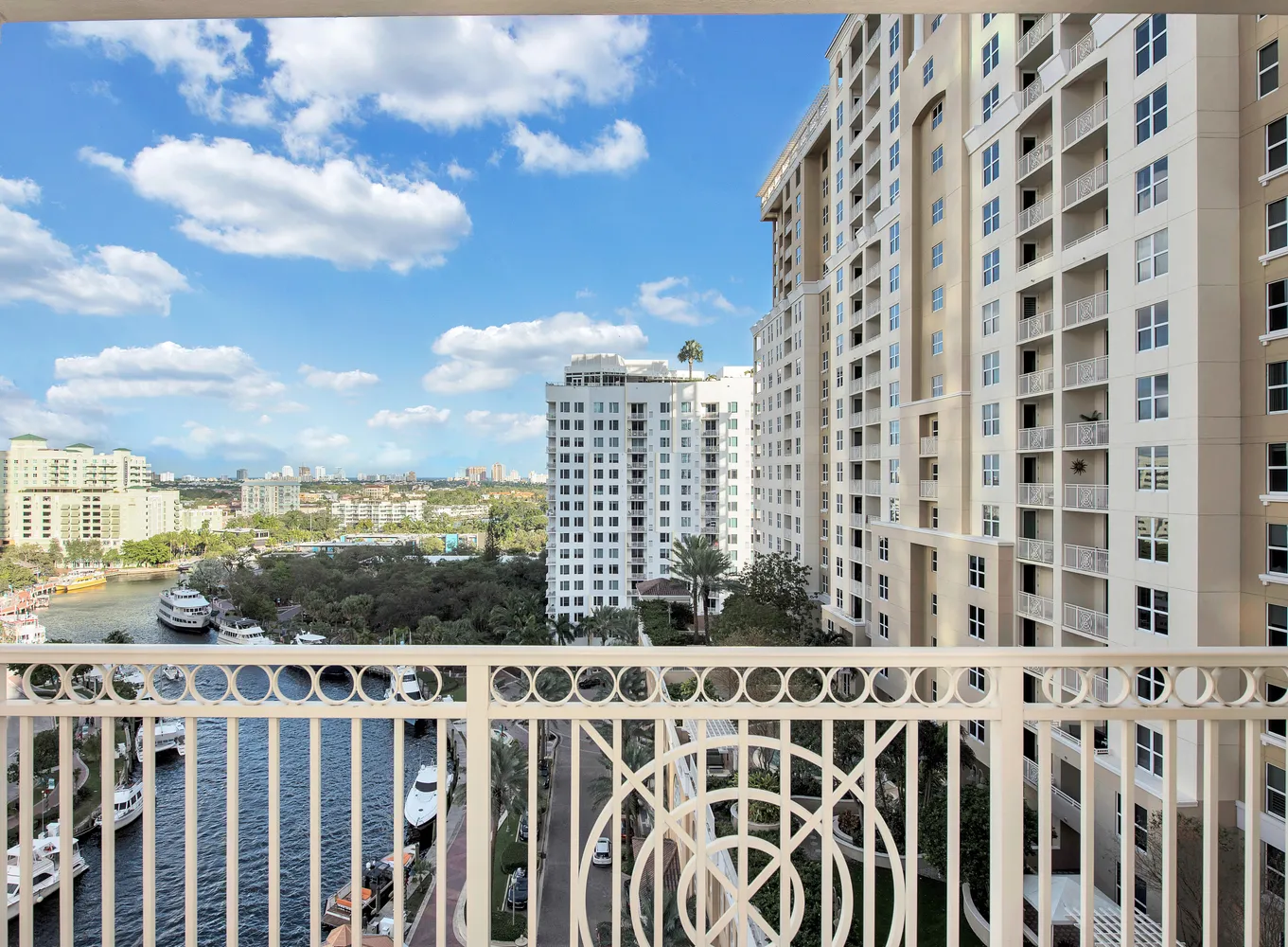 $4,700 | 511 Southeast 5th Avenue, Unit 1217, Fort Lauderdale, FL 33301