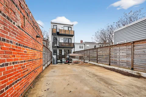 $825,000 | 1419 Upshur Street Northwest, Unit 2, Washington, DC 20011