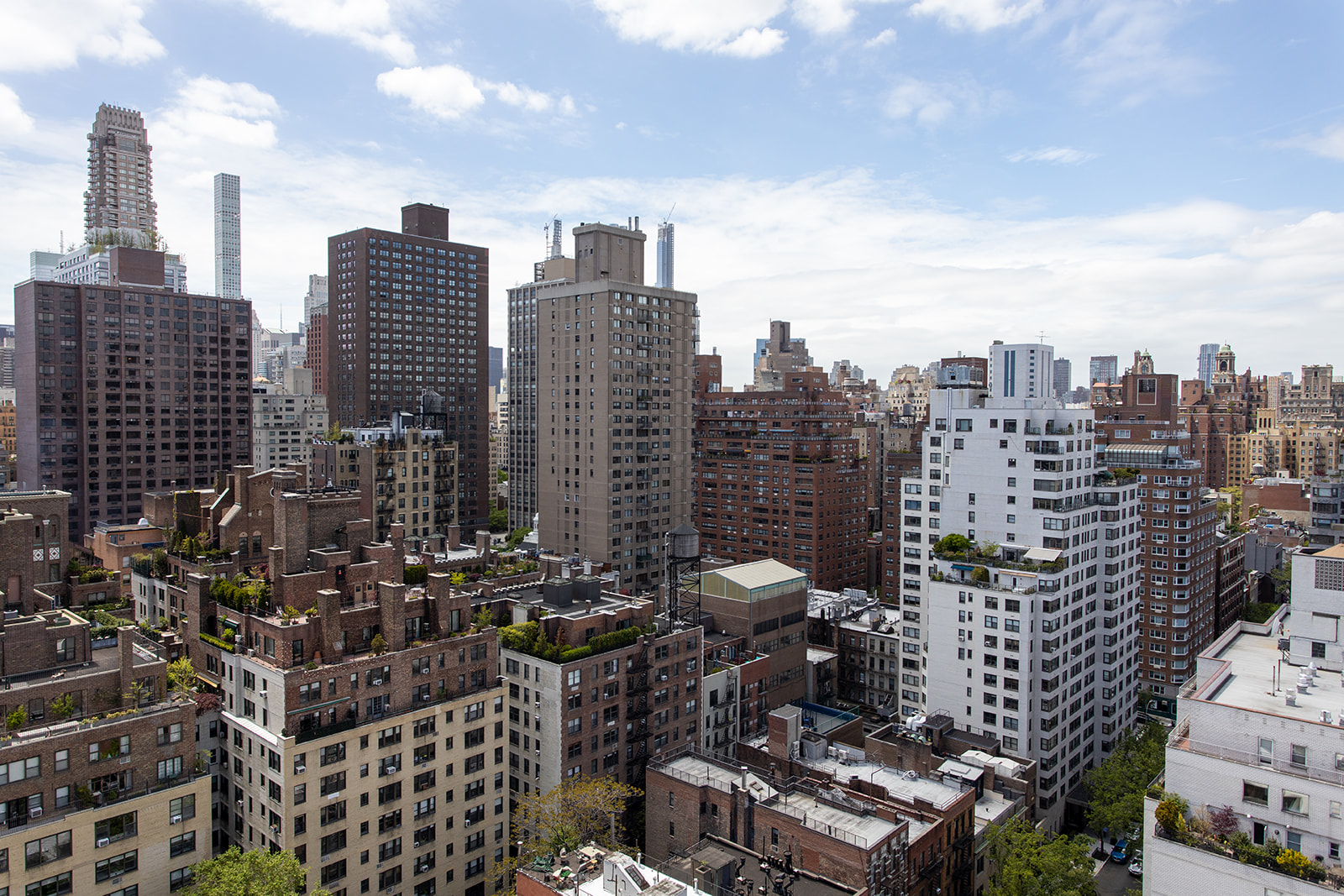 255 East 74th Street, Unit 21AB Manhattan, NY 10021 - Photo 27 of 37 a city view with tall buildings