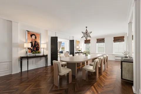$7,950,000 | 1016 5th Avenue, Unit 9A | Upper East Side